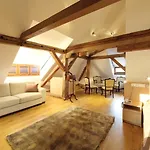 Historia Malomkert Hotell