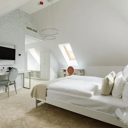 Historia Malomkert 4*