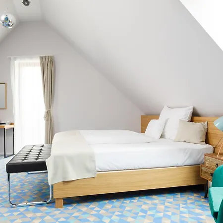 Historia Malomkert 4* Veszprem