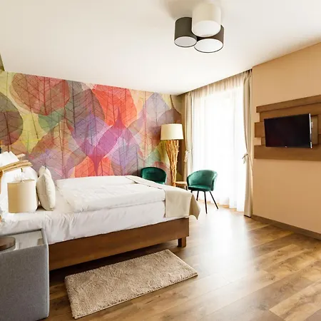 Hotel Historia Malomkert 4*