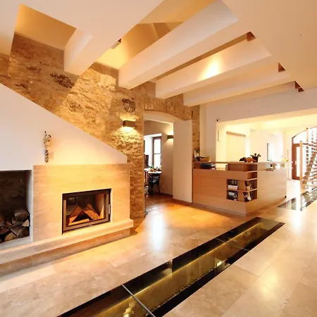 Historia Malomkert 4*