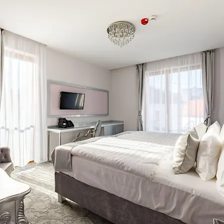 Hotell Historia Malomkert 4*