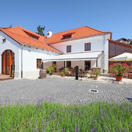 Historia Malomkert Hotel